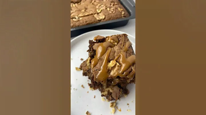 Caramel Pecan Brownies | Full Recipe