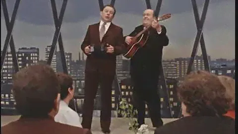 Куплеты.  ( х.ф.  Москва слезам не верит  1979 г. ).