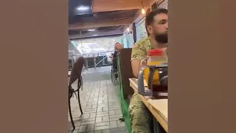 Оккупирован. Донецк. Видео из ресторана. ч.1 Вы только послушайте "о чём и как"происходит общение...